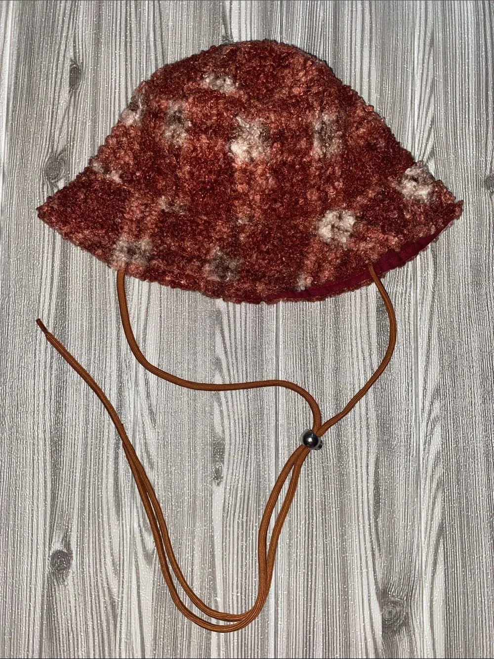 Steve Madden Rust Brown Textured Bucket Hat with Cream Accents